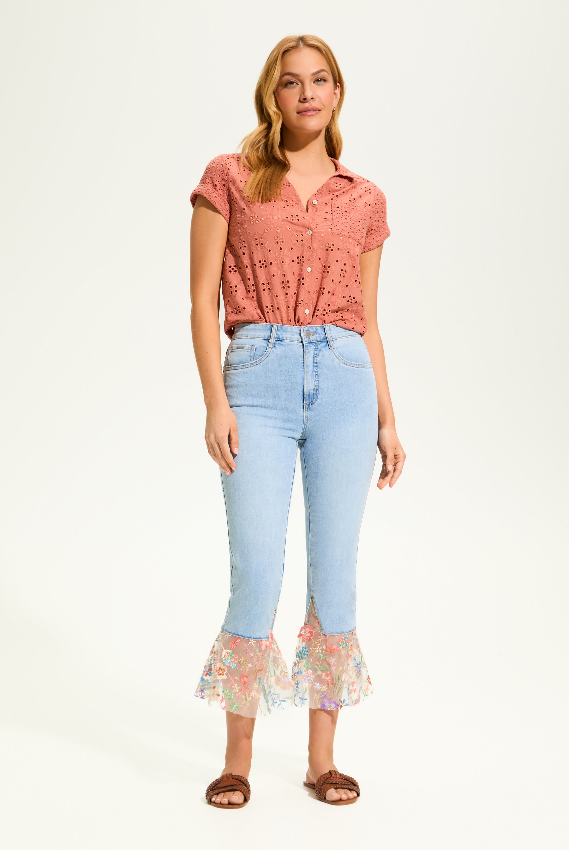 Suzanne Flare Crop