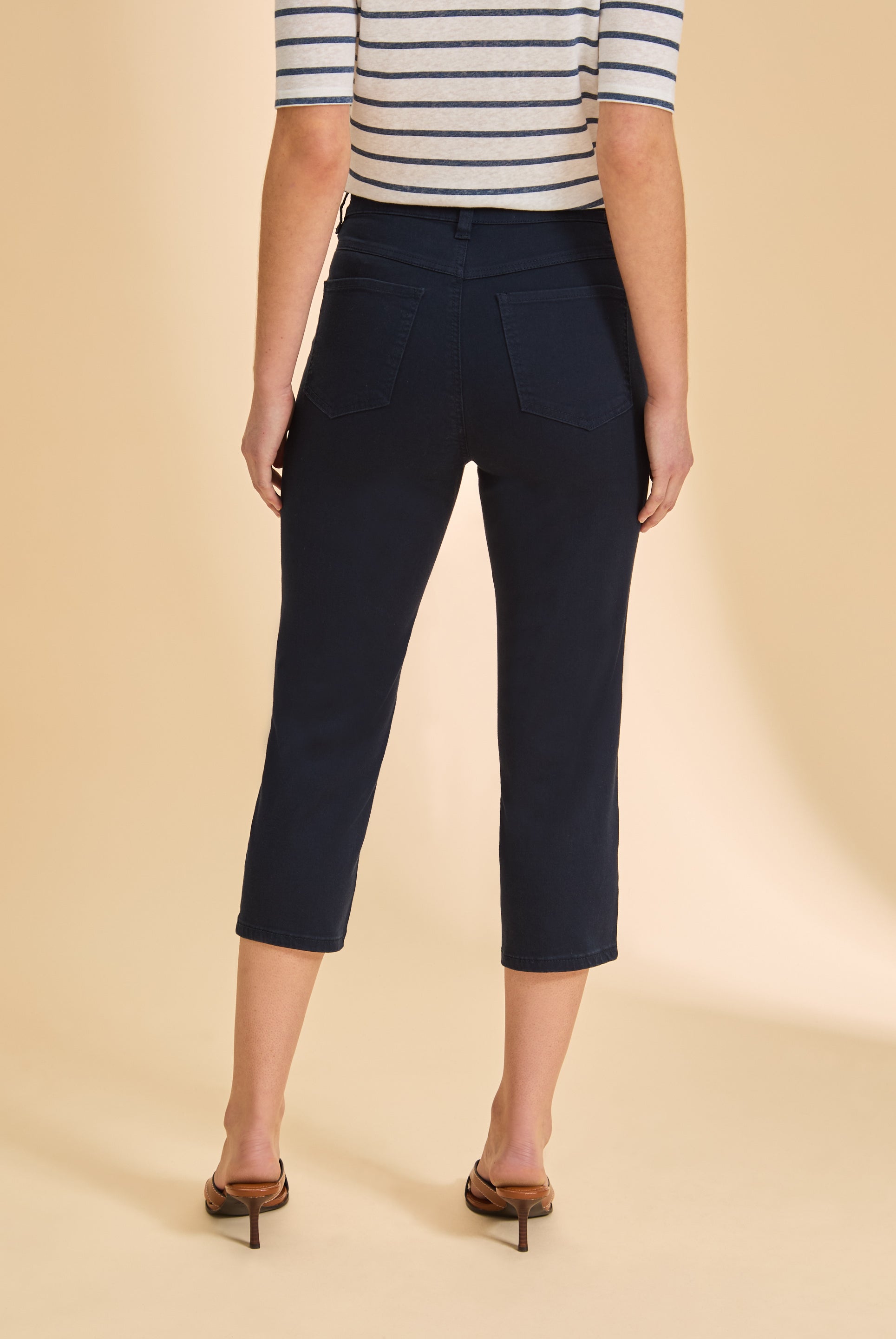Back view of navy cropped jeans, showcasing tailored pocket design by French Dressing Jeans (FDJ)